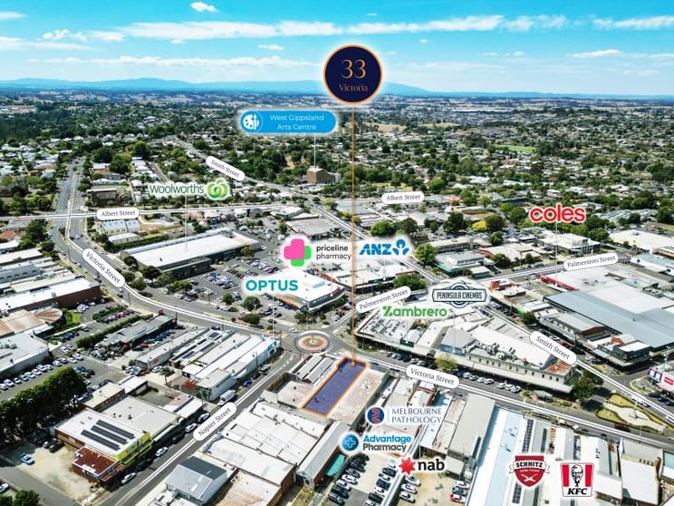 Click to view all images 33 Victoria Street Warragul VIC 3820 - Image 3