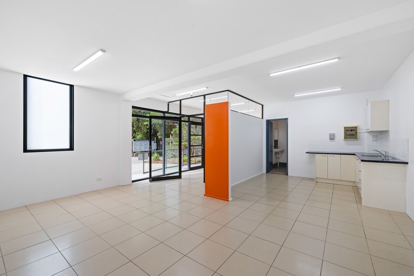 Click to view all images 1/176 South Creek Road Cromer NSW 2099 - Image 2