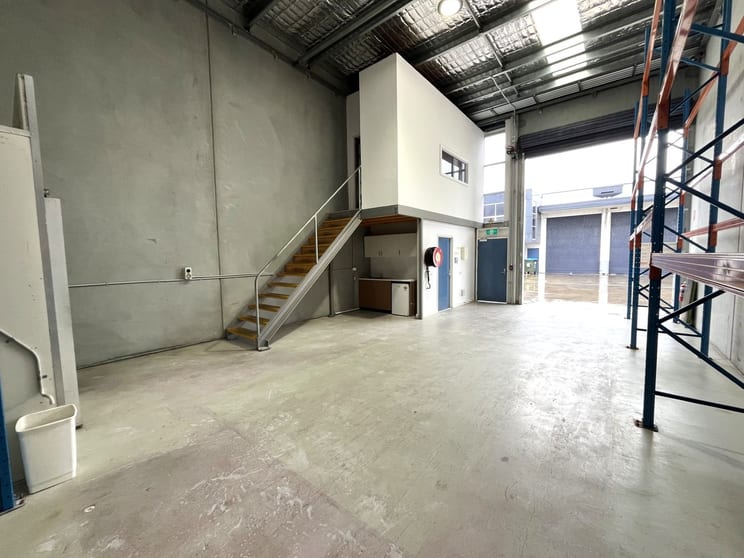 Click to view all images Brookvale NSW 2100 - Image 1