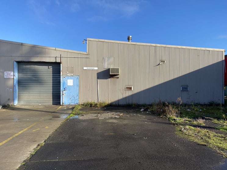 Click to view all images 1/41-47 Roseneath Street North Geelong VIC 3215 - Image 1