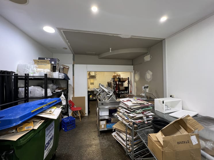 Click to view all images 4a.c/4 The Piazza Wentworth Point NSW 2127 - Image 3