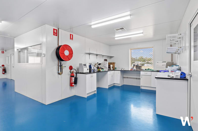Click to view all images 1/131-133 Sydney Street Muswellbrook NSW 2333 - Image 3