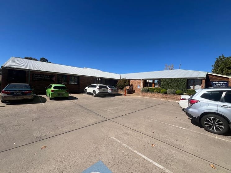 Click to view all images Suite 14/256 Anson Street Orange NSW 2800 - Image 1