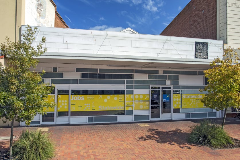 Click to view all images 152 Commercial Road Port Adelaide SA 5015 - Image 2