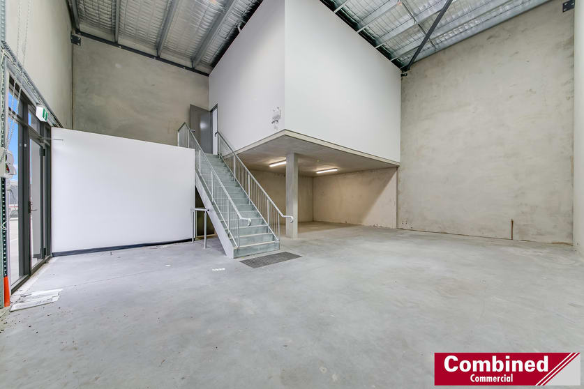 Click to view all images 2/66 Turner Road Smeaton Grange NSW 2567 - Image 2