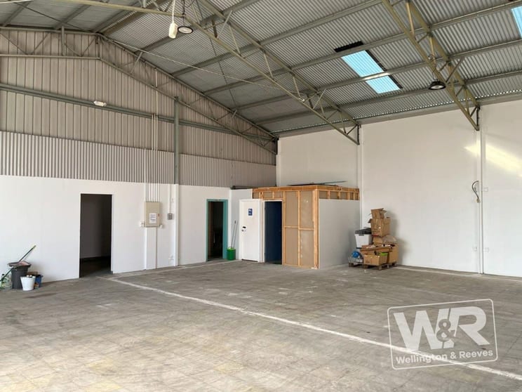 Click to view all images Unit 2A/138 Chester Pass Road Albany WA 6330 - Image 2
