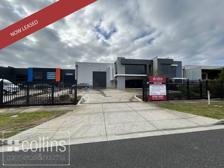 Click to view all images 7 Palomo Drive Cranbourne West VIC 3977 - Image 1
