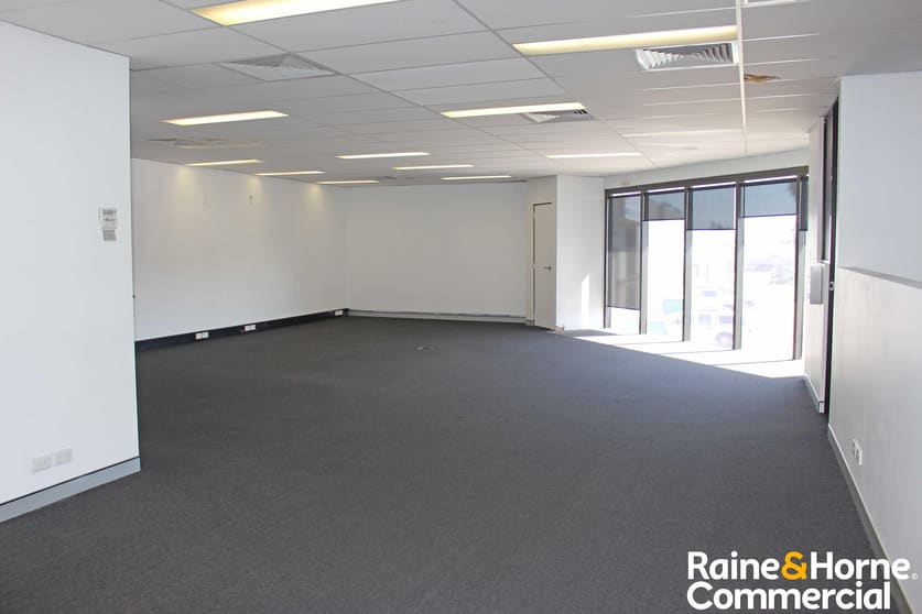 Click to view all images Unit 5/7-8 Altair Place Jamisontown NSW 2750 - Image 2