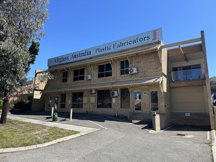 Click to view all images 33-35 Stiles Avenue Burswood WA 6100 - Image 1