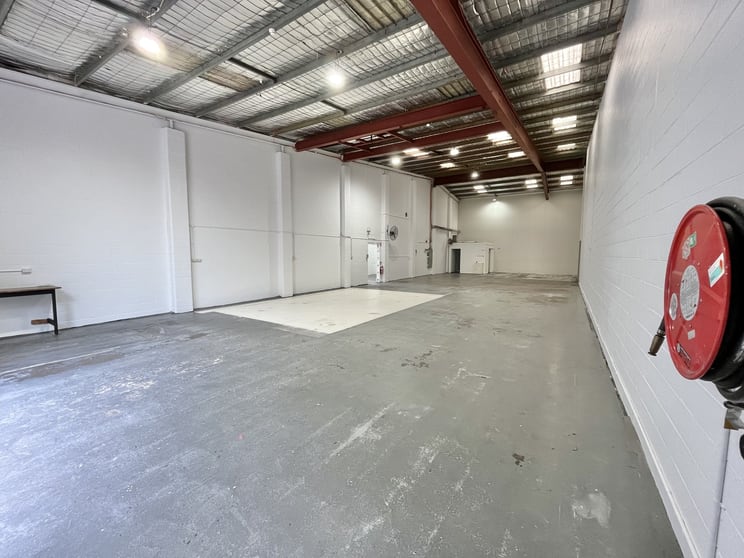 Click to view all images 10D/106 Old Pittwater Road Brookvale NSW 2100 - Image 3