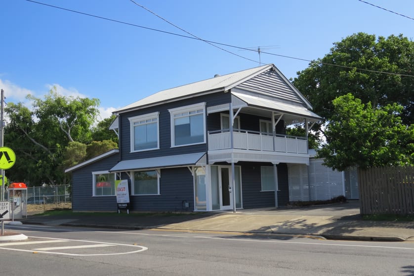Click to view all images 4 Zillman Road Hendra QLD 4011 - Image 1