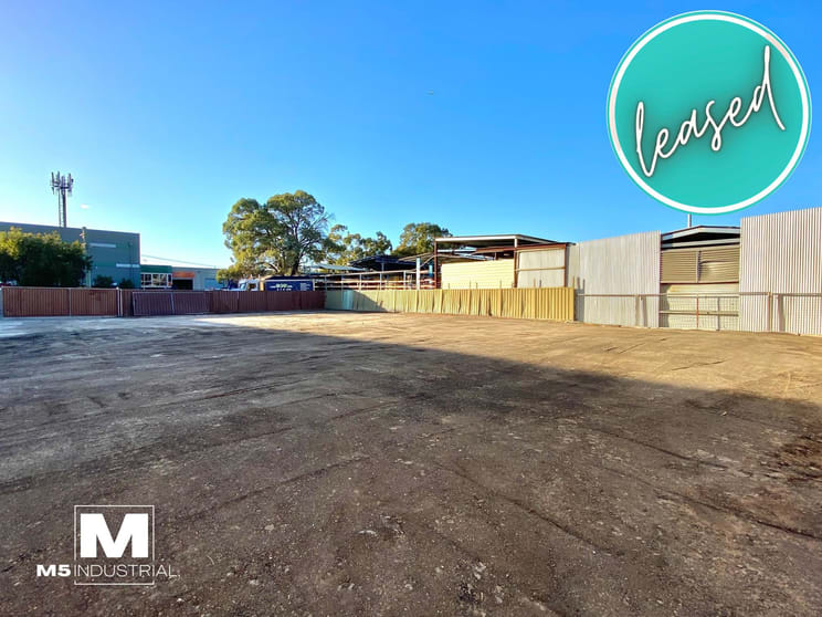 Click to view all images Yard/6 Pat Devlin Close Chipping Norton NSW 2170 - Image 1