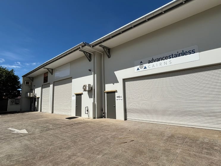 Click to view all images 34 Magazine Street Stratford QLD 4870 - Image 3
