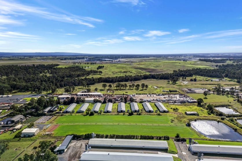 Click to view all images 135 Mersey Road Bringelly NSW 2556 - Image 3