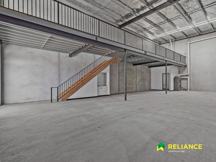 Click to view all images 4 Turnbull Way Derrimut VIC 3026 - Image 3