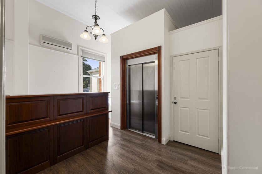 Suite 3/59 Margaret Street East Toowoomba QLD 4350 - Image 2