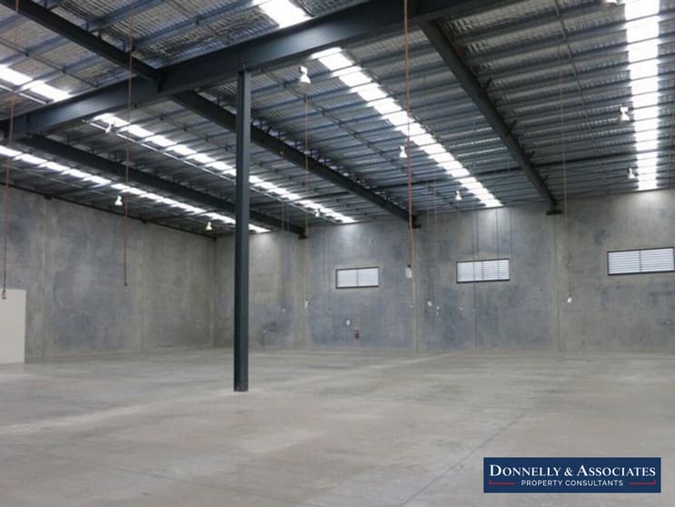 Click to view all images 33 - 35 Nealdon Drive Meadowbrook QLD 4131 - Image 1