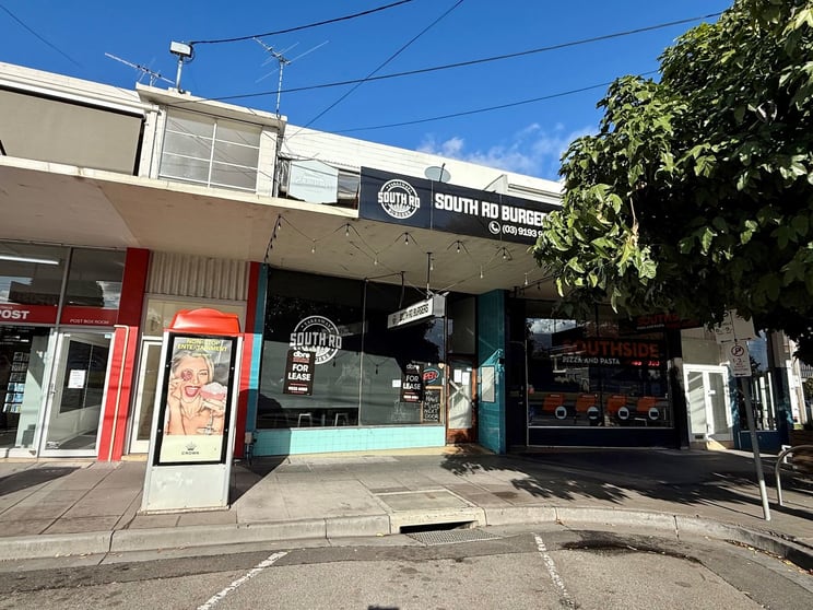 Click to view all images 476 South Road Moorabbin VIC 3189 - Image 1