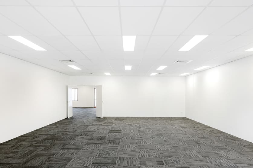 Click to view all images 6/31 Council Avenue Rockingham WA 6168 - Image 3