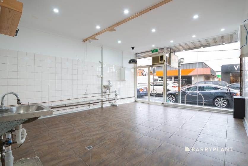 2 Munro Street Coburg VIC 3058 - Image 3