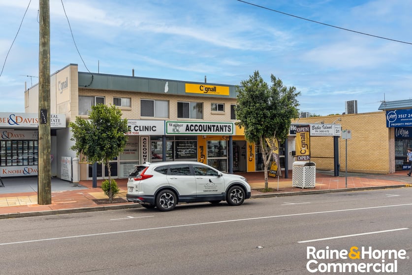 Click to view all images 31 Benabrow Avenue Bellara QLD 4507 - Image 3