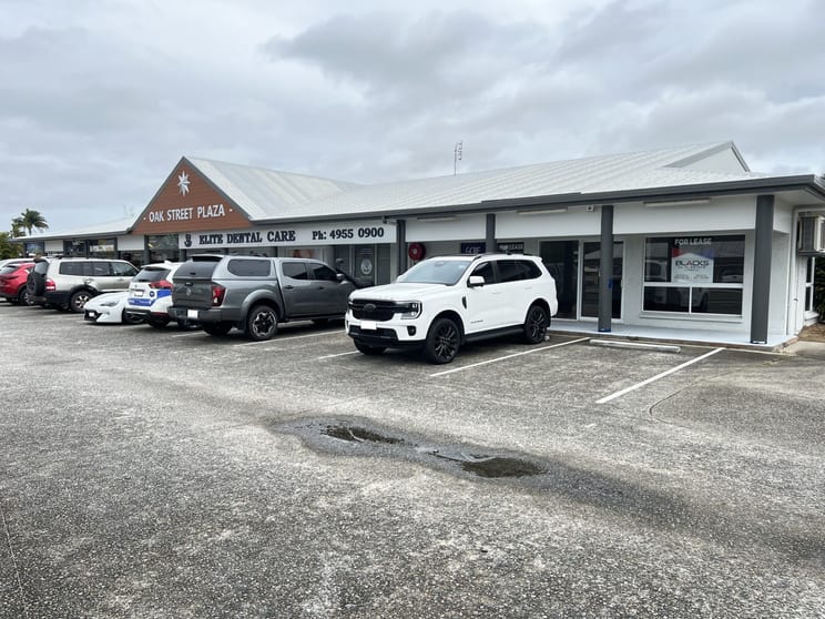 Click to view all images Shop 3/50 Oak Street Andergrove QLD 4740 - Image 1