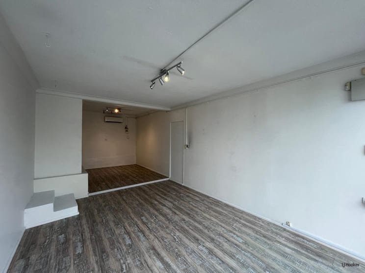 Click to view all images Shop 1/2462 Gold Coast Highway Mermaid Beach QLD 4218 - Image 3
