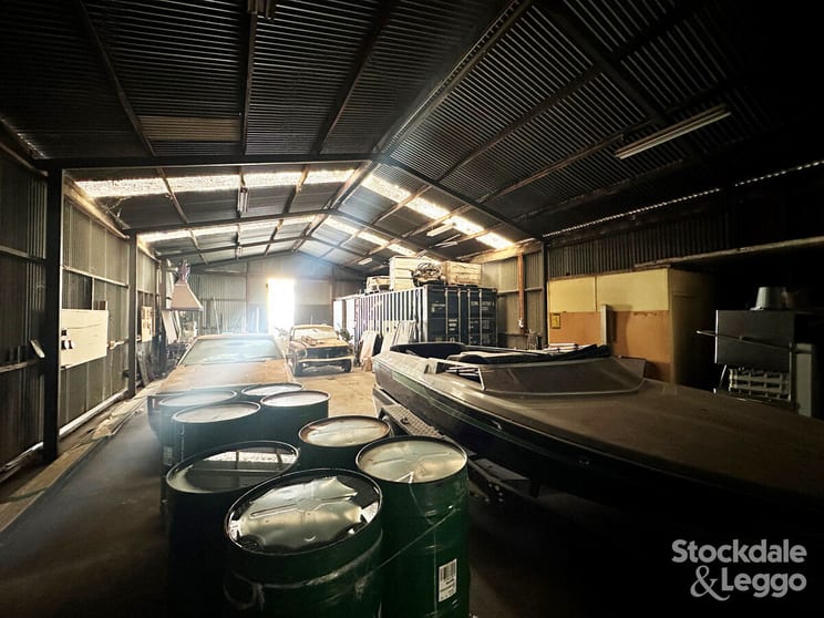 Click to view all images 38A Benalla Road Shepparton VIC 3630 - Image 3
