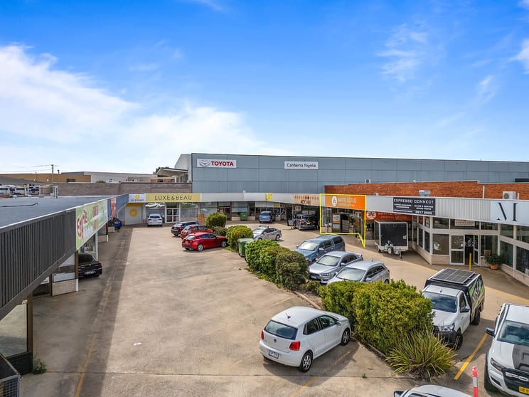 Click to view all images Unit 4/52 Wollongong Street Fyshwick ACT 2609 - Image 1