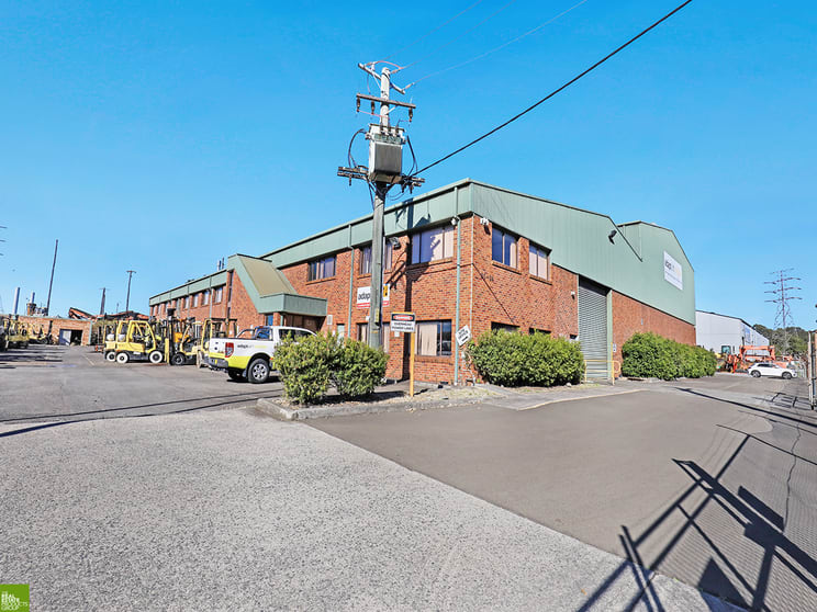 Click to view all images 20-26 Flinders Street Port Kembla NSW 2505 - Image 2