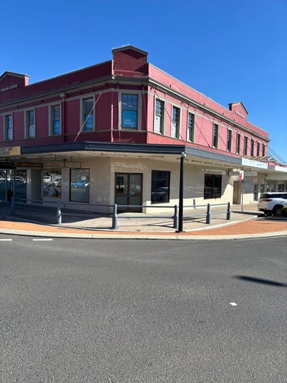 Click to view all images 101 Corner of George & Howick Street Bathurst NSW 2795 - Image 1