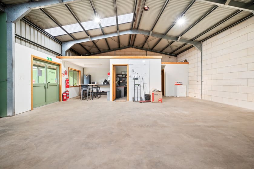 Shed 3/7 Blackwood Street Mount Gambier SA 5290 - Image 2