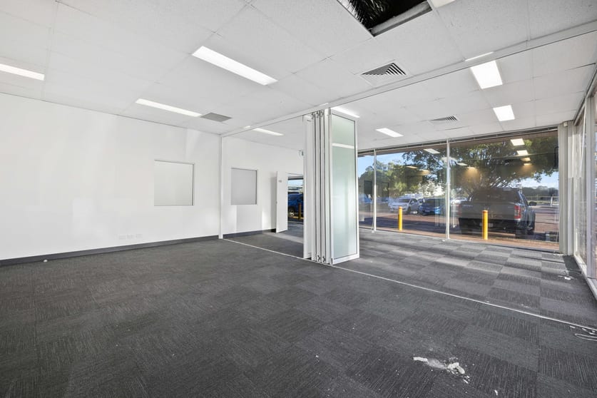 Click to view all images 24 Chesterfield Road Mirrabooka WA 6061 - Image 3
