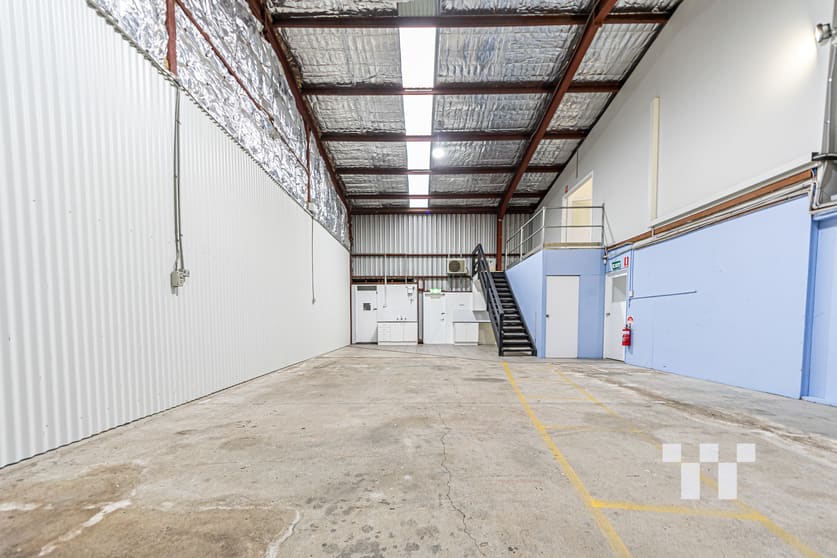 Click to view all images 1/16 Mitchell Road Cardiff NSW 2285 - Image 2