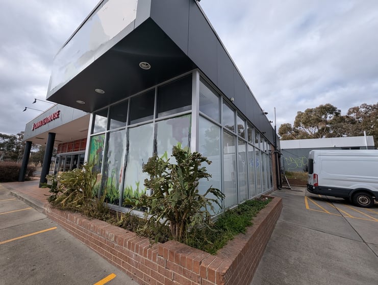 Click to view all images Unit 3/38 Gartside Street Wanniassa ACT 2903 - Image 2