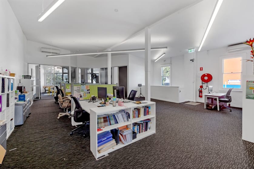 Click to view all images 937 Bourke Street Waterloo NSW 2017 - Image 2