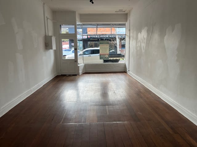 Click to view all images 101 SouthTerrace Fremantle WA 6160 - Image 3
