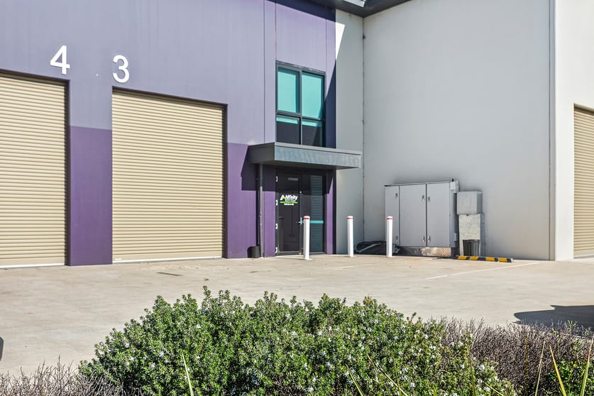 Click to view all images 3/249 Shellharbour Road Warrawong NSW 2502 - Image 2