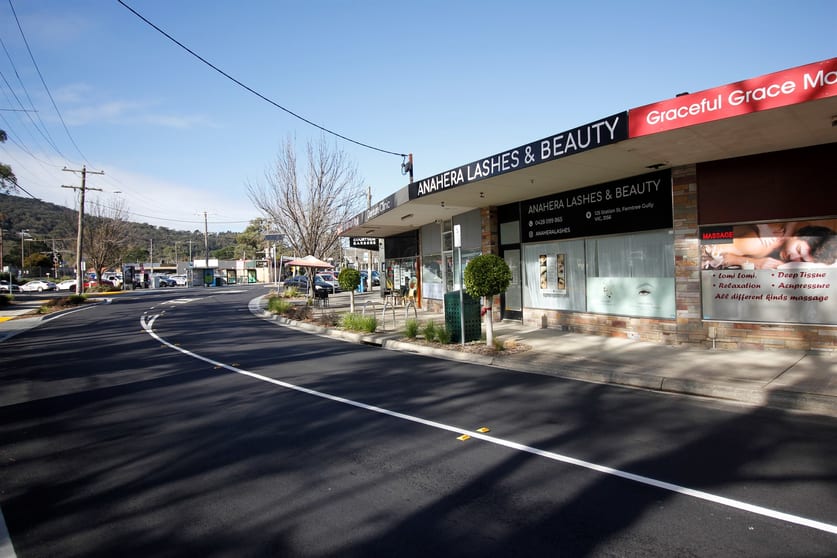 Click to view all images 125 Station Street Ferntree Gully VIC 3156 - Image 3