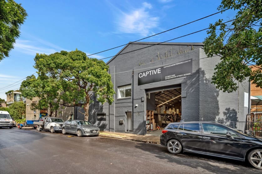 Click to view all images 25 Rochester Street Botany NSW 2019 - Image 1