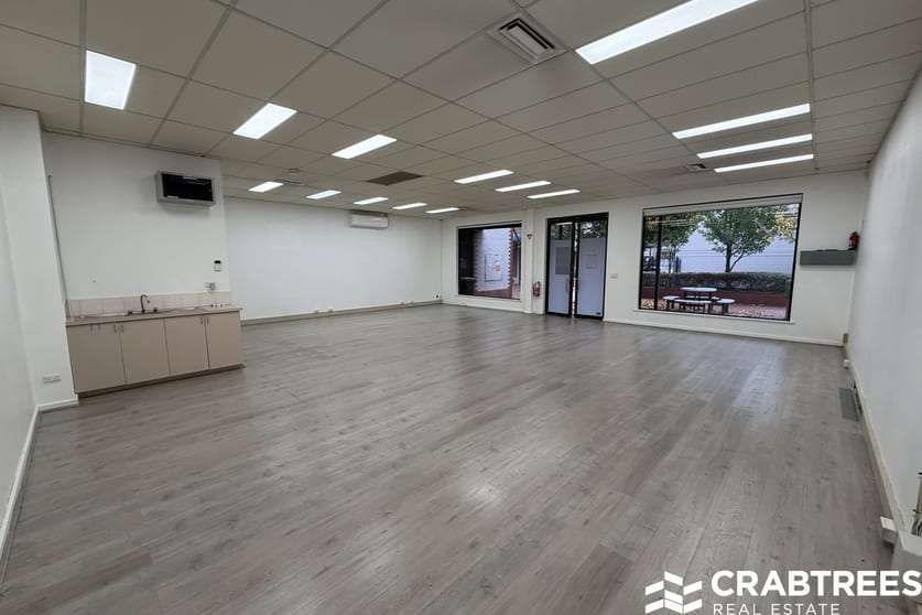 Click to view all images 6/322 St Kilda Road St Kilda VIC 3182 - Image 2