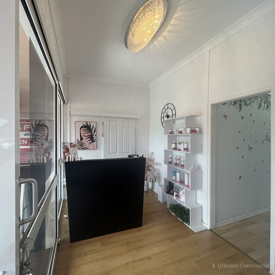 3B/462 West Street Kearneys Spring QLD 4350 - Image 2