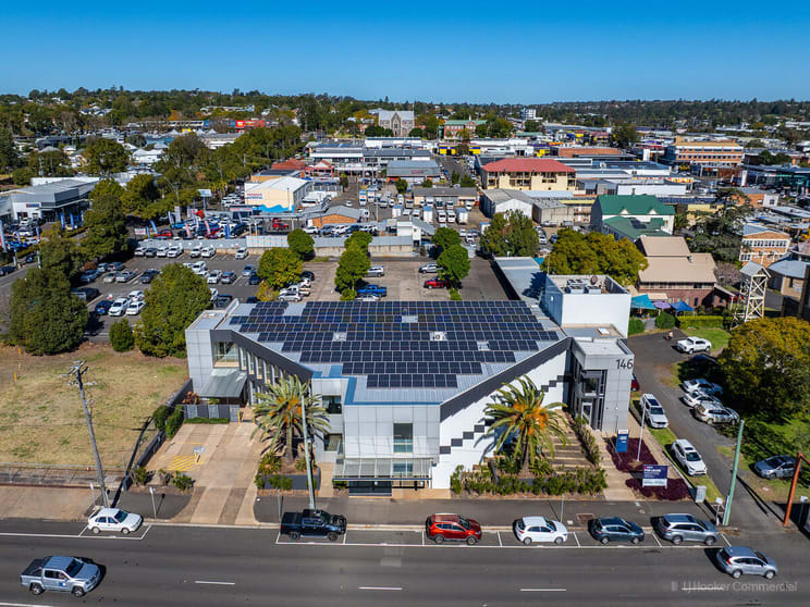 Click to view all images 146 Herries Street Toowoomba City QLD 4350 - Image 2