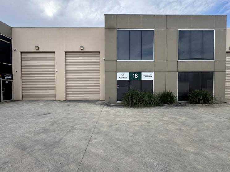 Click to view all images 18/97-107 Canterbury Road Kilsyth VIC 3137 - Image 3