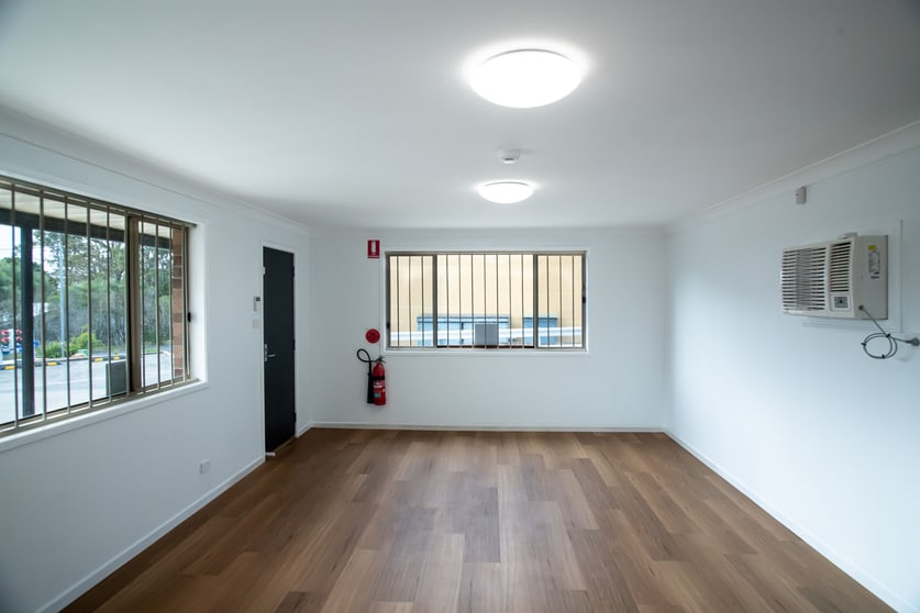 Click to view all images 2/4 Gesham Way Bomaderry NSW 2541 - Image 3
