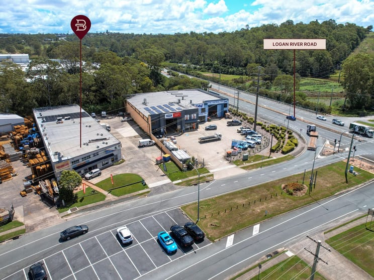 Click to view all images 2&3/112 Harburg Drive Beenleigh QLD 4207 - Image 2