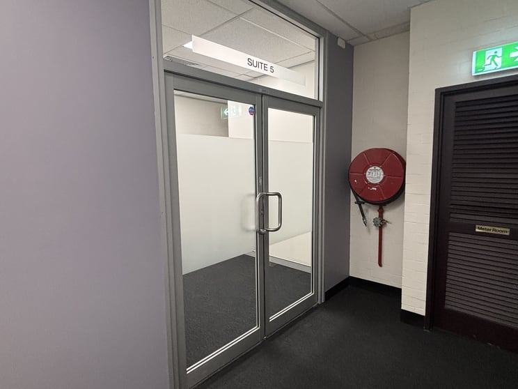 Click to view all images Suite 5/565 High Street Penrith NSW 2750 - Image 2