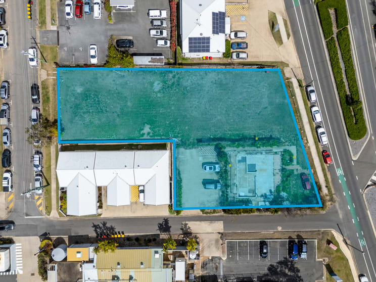 Click to view all images 67-69 North Street & 5 Voss Street The Range QLD 4700 - Image 3