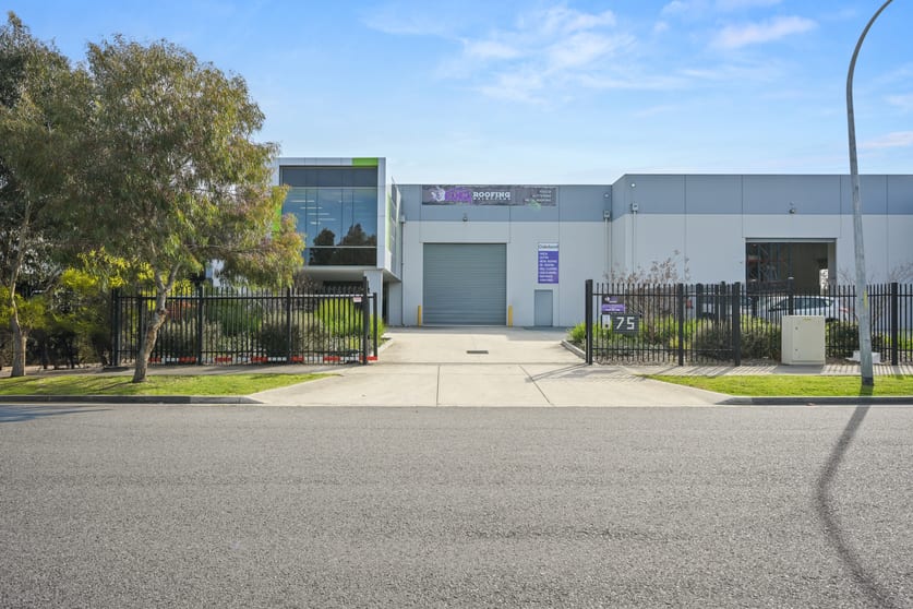 Click to view all images 75 Ricky Way Epping VIC 3076 - Image 1