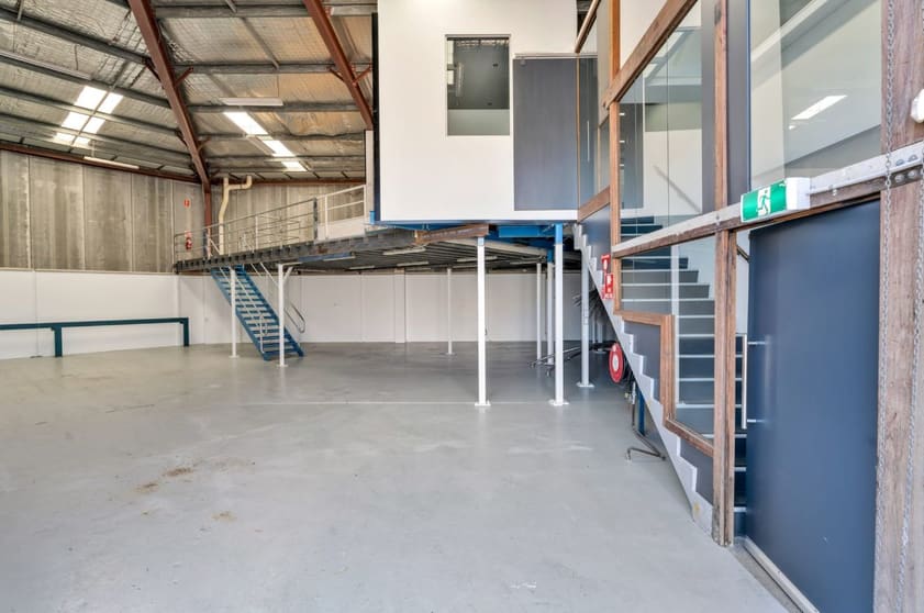 Click to view all images Unit 23/17-21 Bowden Street Alexandria NSW 2015 - Image 2